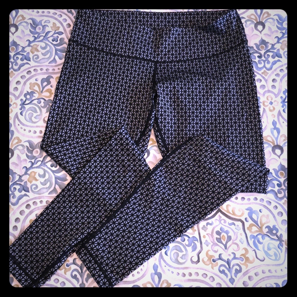 Lululemon Wunder Under 8